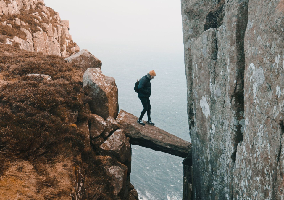 Navigating People-Related Risks in SMEs: A Key to Sustainability and Growth